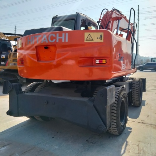 Used Hitachi 130 Excavator