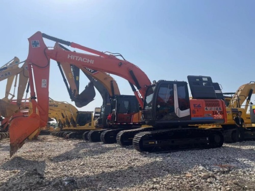 Used Hitachi 200 Excavator