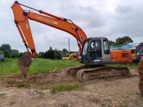 Used Hitachi 200G Excavator