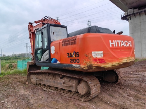 Used Hitachi 200 Excavator