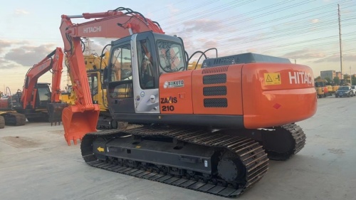 Used Hitachi 210 Excavator