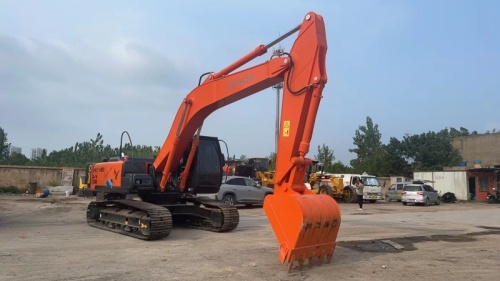 Used Hitachi 230 Excavator