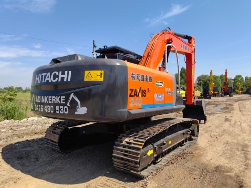 Used Hitachi 240 Excavator