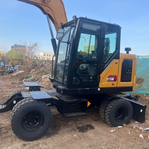 Used Sany 75W Excavator