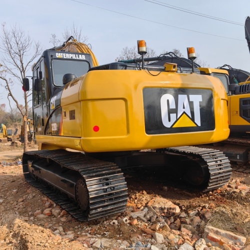 Used Caterpillar 320D2 Excavator