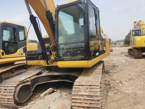Used Caterpillar 320D Excavator