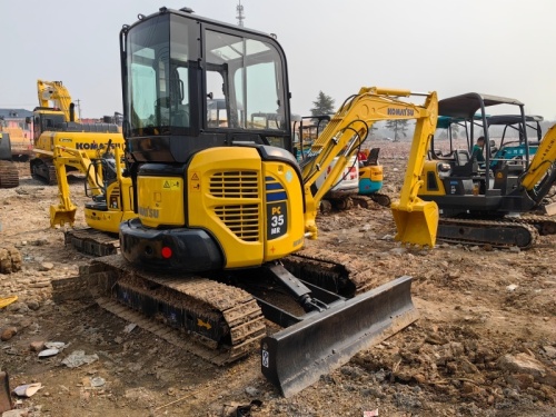 Used Komatus PC35