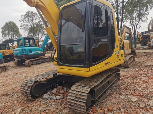 Used Komatus PC60