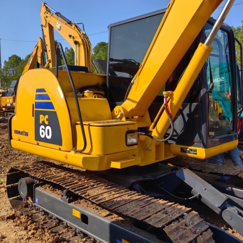 Used Komatus PC60