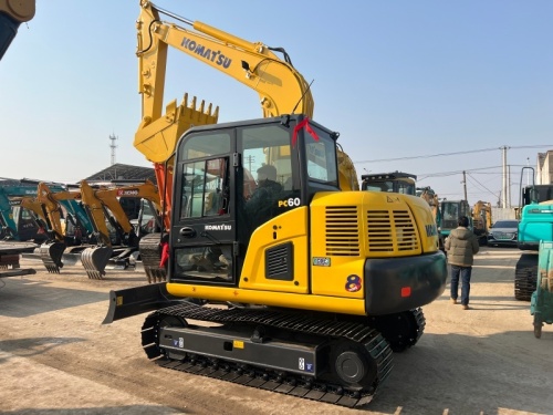 Used Komatus PC60