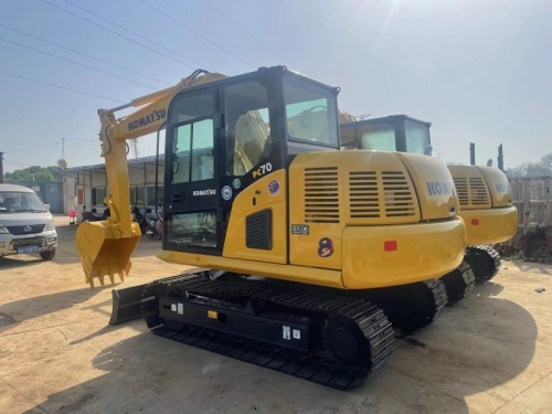 Used Komatus PC70