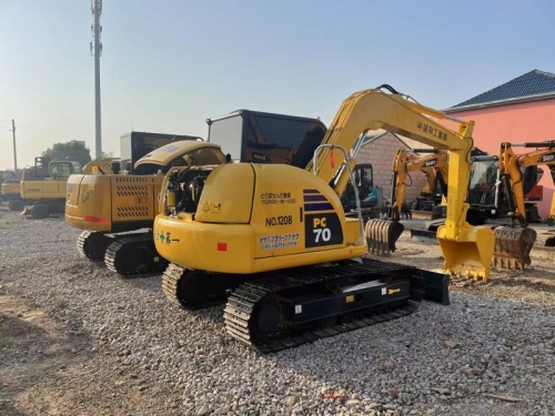Used Komatus PC70