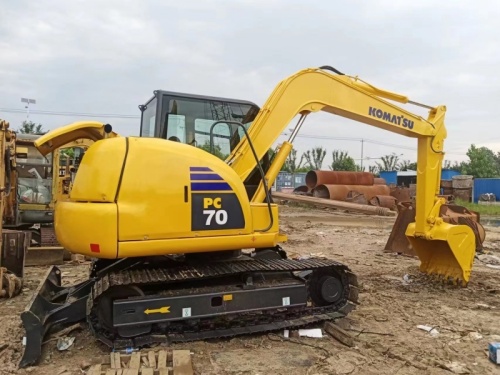 Used Komatus PC70