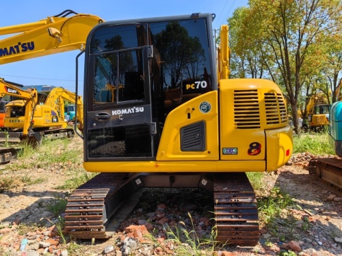 Used Komatus PC70