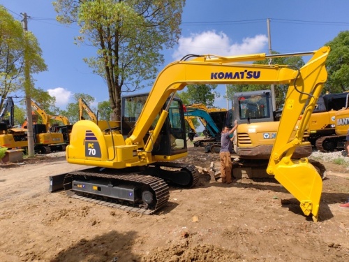 Used Komatus PC70