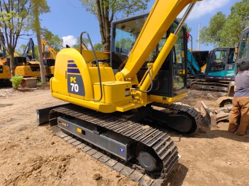 Used Komatus PC70