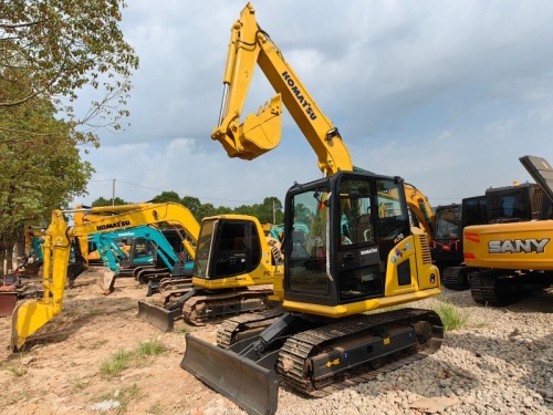 Used Komatus PC70