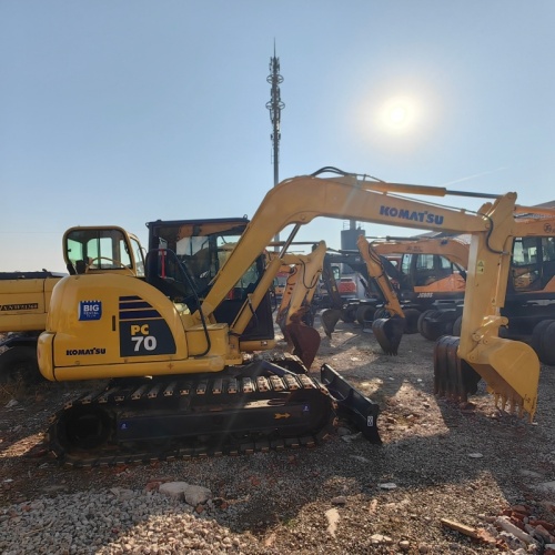 Used Komatus PC70