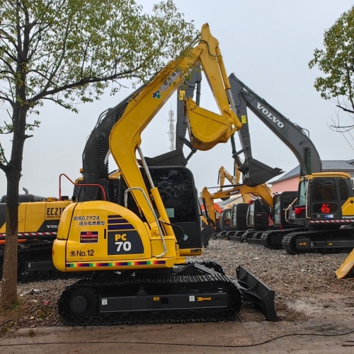 Used Komatus PC70