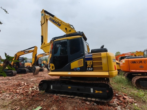 Used Komatus PC130