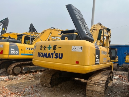 Used Komatus P200