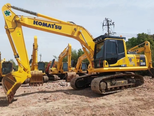 Used Komatus PC200