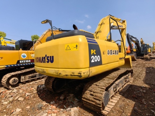 Used Komatus PC200