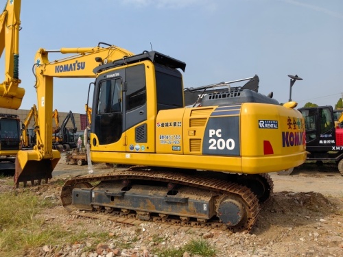Used Komatus PC200