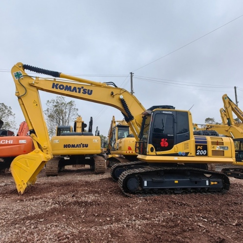 Used Komatus PC200