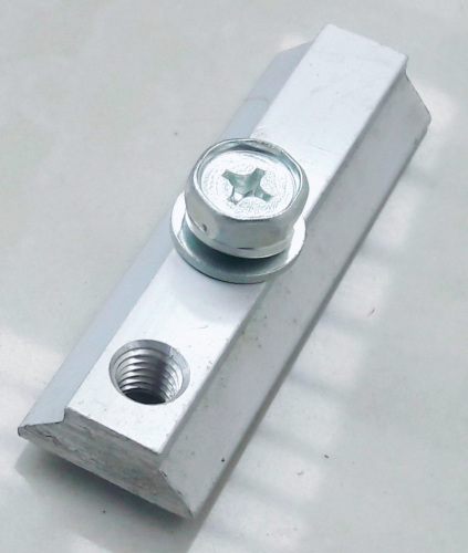 Sliding door glass clamp