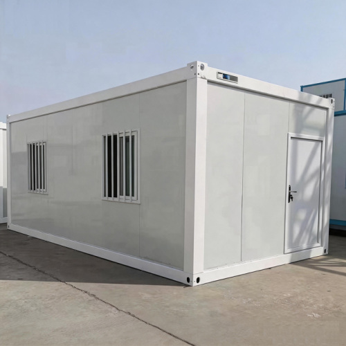 Packing box house with special steel sections