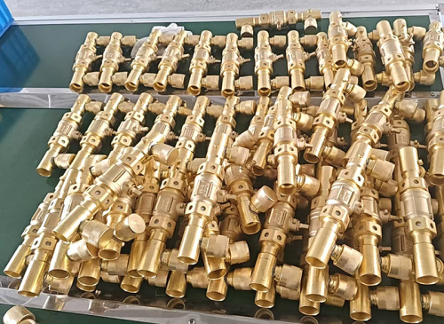 15mm Medical NIST Lockable Line Valve of Non Interchangeable Screw Thread BS EN 13485 Medical Devices Ball Valves