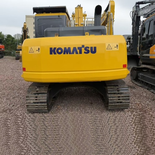 Used Komatsu Excavator Pc130 with 2023 Model Crawler Used Original Diesel Engine Hydraulic Pump 0.64m Bucket Capacity