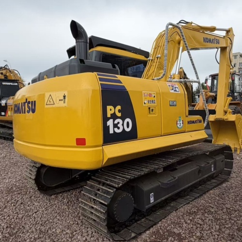 Used Komatsu Excavator Pc130 with 2023 Model Crawler Used Original Diesel Engine Hydraulic Pump 0.64m Bucket Capacity