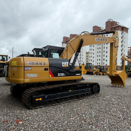 High Quality second hand 23Tons Original Caterpillar Cat323 Cat323D Cat323DL Used Excavators CAT323D2L Used Excavators