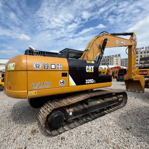 Hot Sale Japan Made Used Excavator Caterpillar 25Ton Sufficient Stock Available Caterpillar CAT325 CAT325D2L Excavator