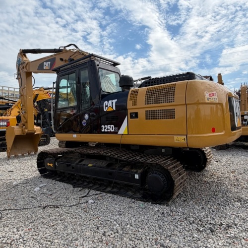 Hot Sale Japan Made Used Excavator Caterpillar 25Ton Sufficient Stock Available Caterpillar CAT325 CAT325D2L Excavator