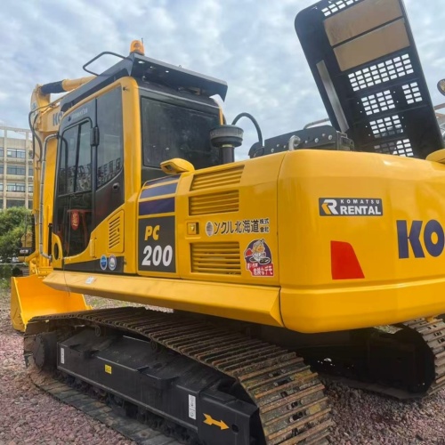Used Komatsu Excavator PC200-8 20Ton second-hand used komatsu pc200 used excavator machine with Engine Gearbox Pump Bear
