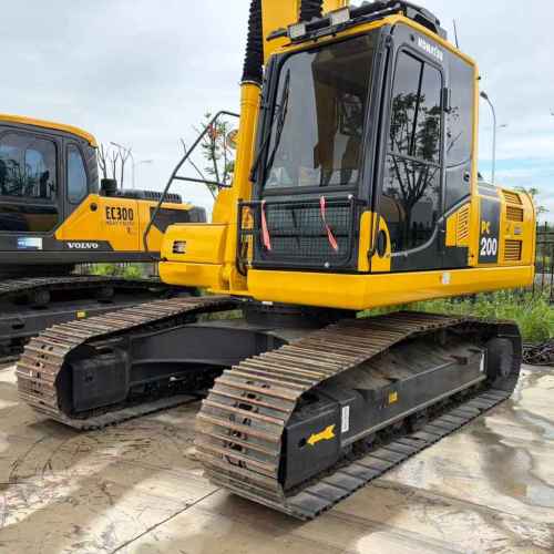 Japan Original Low Price Komatsu second hand Excavator PC200 Digger PC200-7 PC200-8 Good Quality Used Crawler Excavator