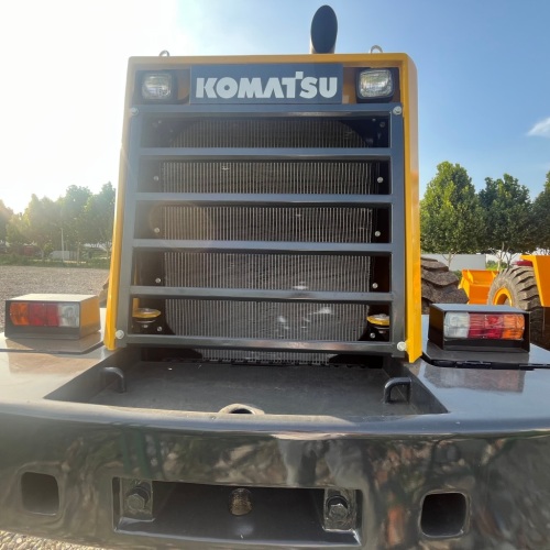 Komatsu Used WA470-3 Wheel Loader Hydraulic used wheel loader Komatsu model WA470 with 7ton Load Capacity Engine Gearbox