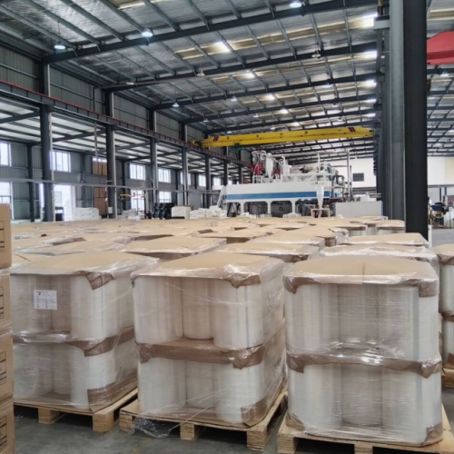 15micx500mmx1.4kgs Net Weight Manual Stretch Wrap Film LLDPE Papercore 0.3kgs