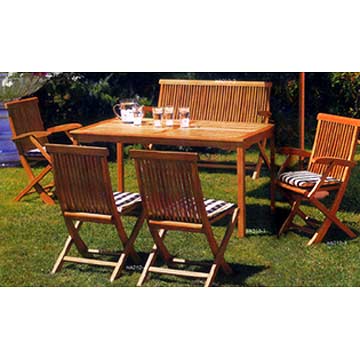 Wooden Rest Table and Chairs