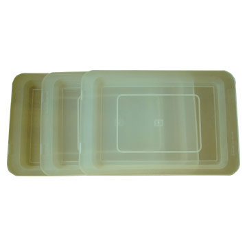 Plastic Dishes