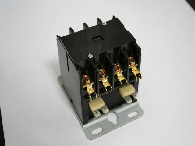 Definite Purpose AC Contactor 4Pole  20-30FLA