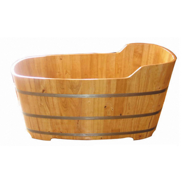 Oak wood bathtub