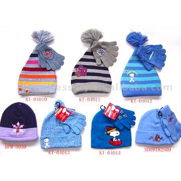 2pc Hat & Glove Set with Cartoons