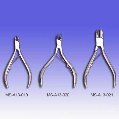 NIPPERS and cuticle clippers MS-A13