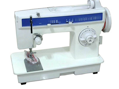 Sewing machine singer