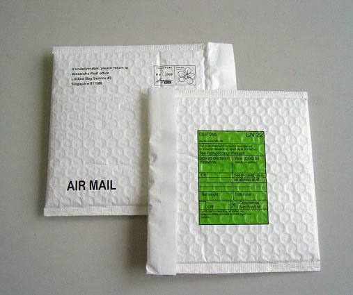 bubble mailer, bubble envelope