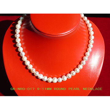 Round Pearl Necklaces